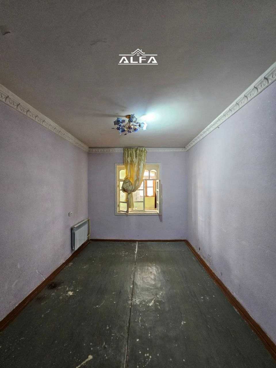 Buxoroda kvartira sotiladi 3 xonali 84m² 5-qavat.