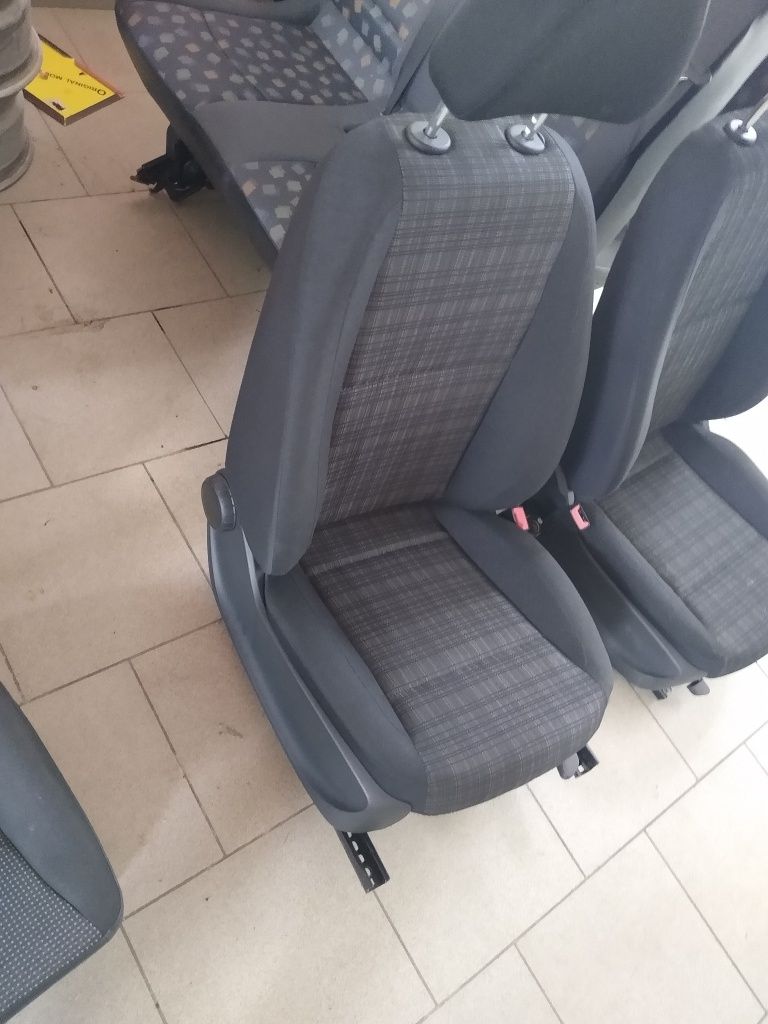 Bancheta pasager (canapea,scaun)Mercedes vito sau viano 2017 model447