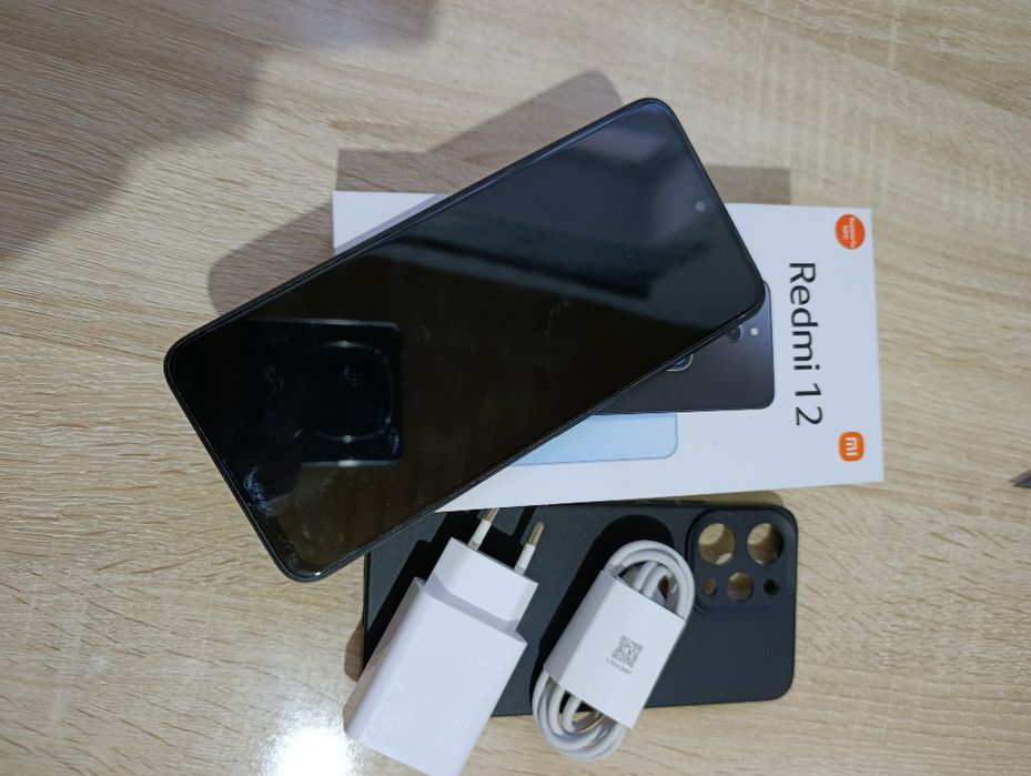 Redmi 12 sotiladi