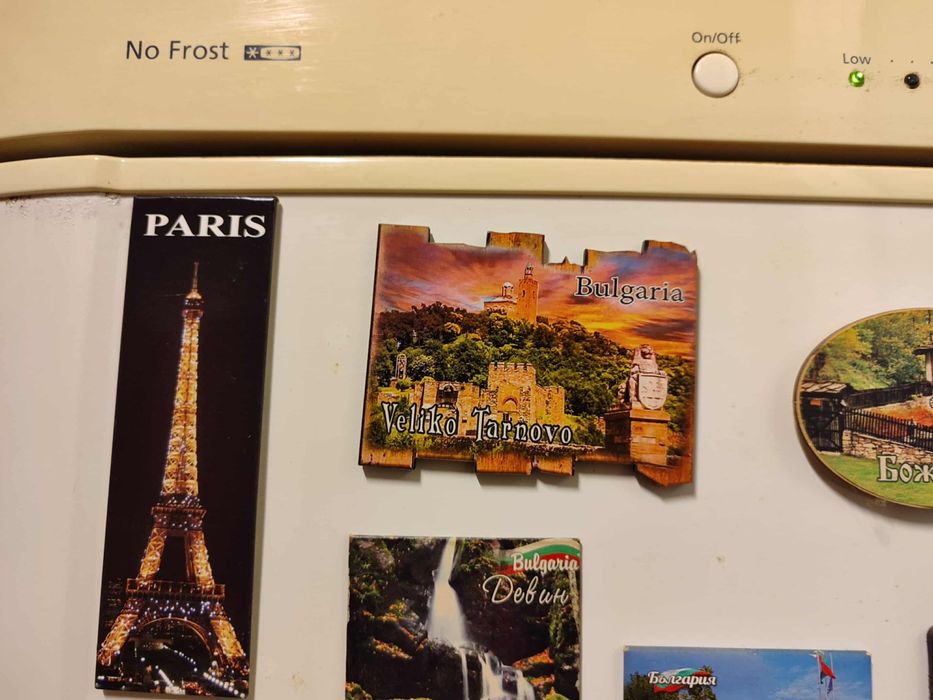 Хладилник с фризер Samsung