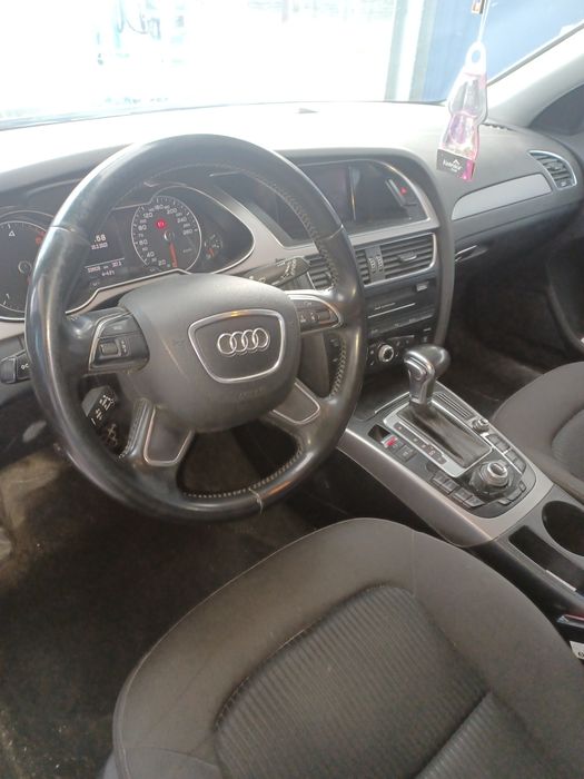 Vând Audi a4 2013