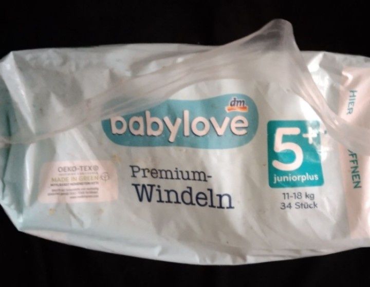 Scutece- pampers babylove 5+ Premium Windeln