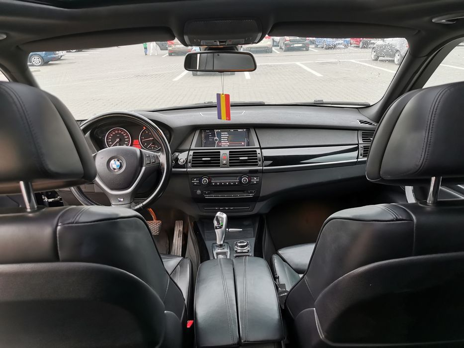 BMW  X5  / Euro 5 / 2011 / 3.0D / Panoramic / Full Option  /  Variante