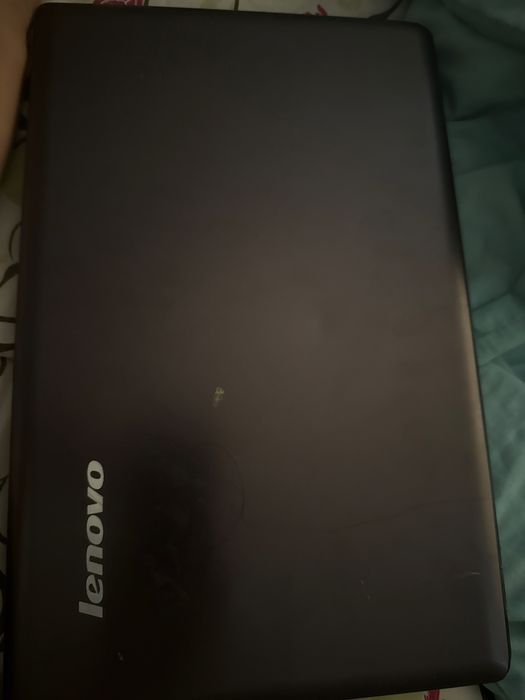 Ноутбук Lenovo 580 в б/у состояние подойдёт на сапчасти