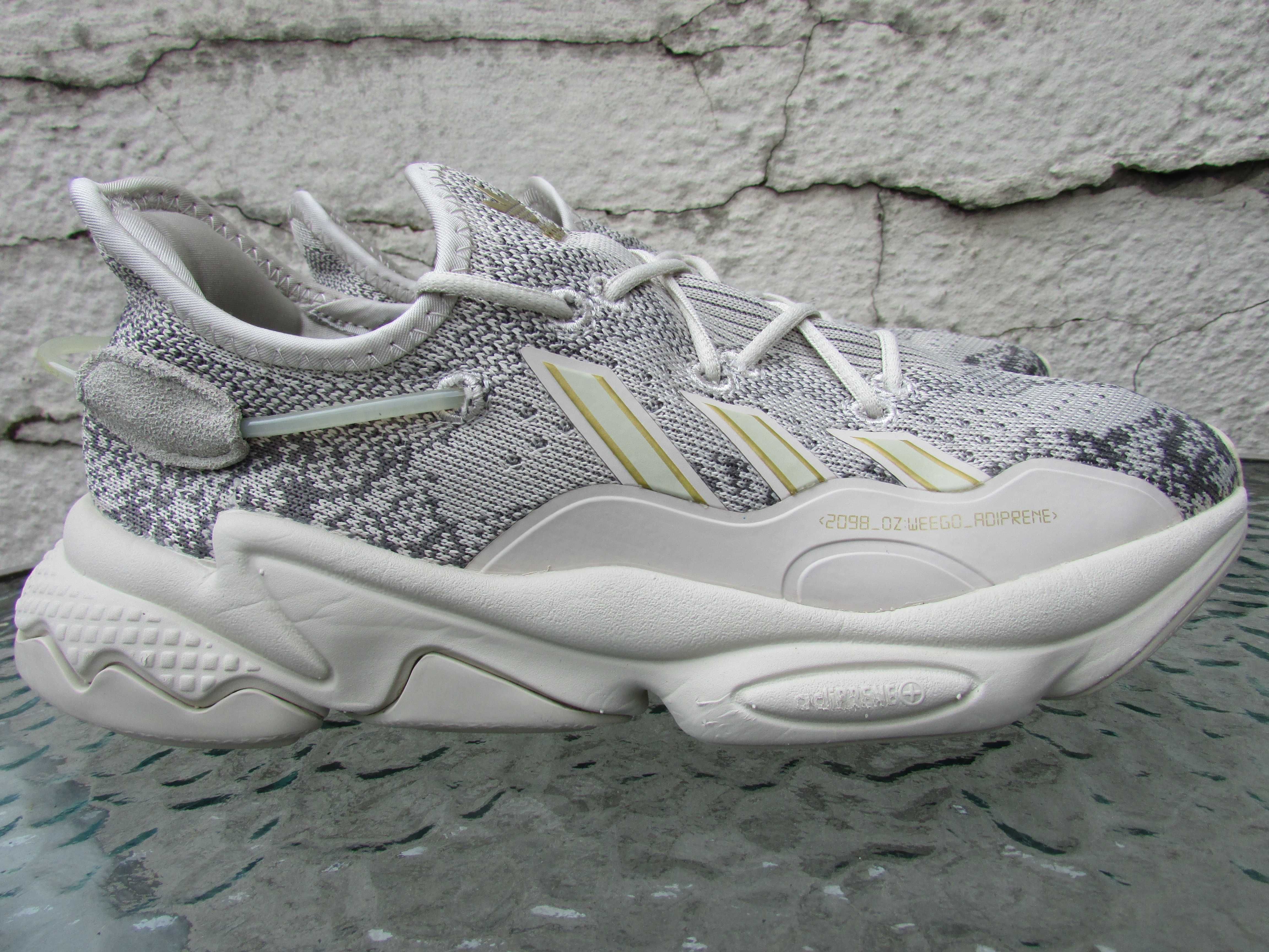 Дамски маратонки Adidas Ozweego Knit