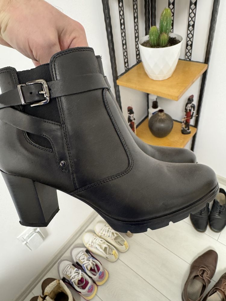 Botine cu toc noi piele naturala