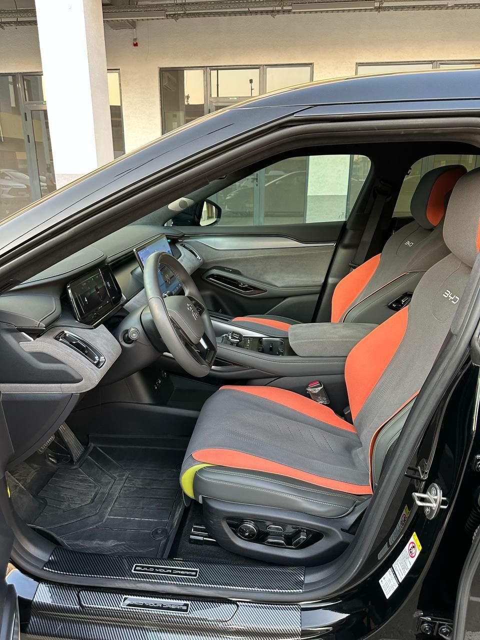 Byd song L dual motor 5 pozitsiya