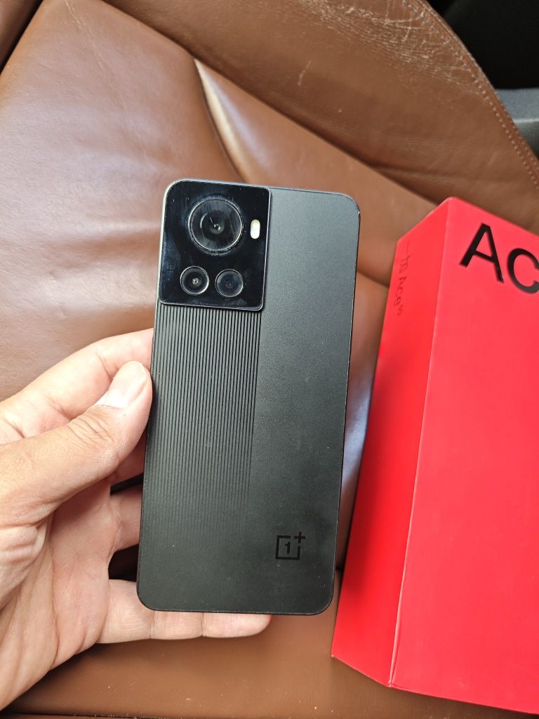 OnePlus Ace/10R 5G, 8/256 gb.