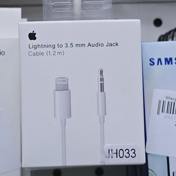 AUX кабель для автомобилей. На айфон телефон аукс Кабели. Аксессуары