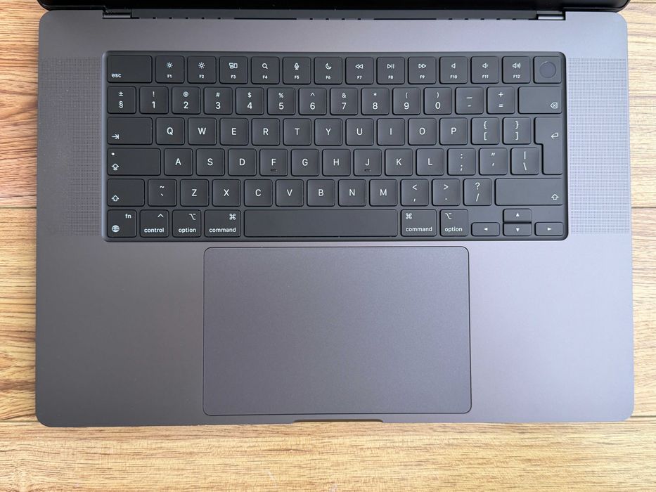 MacBook Pro 16`M4 Pro/14 CPU/20 GPU/24GB RAM/512GB SSD/1 Година Гаранция/Батерия 100% — миниатюра 3