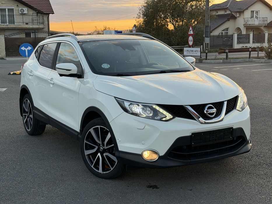 Nissan Qashqai Tekna 2016 / 1.5 DCI / 110 CP / Panoramic / Alb perlat