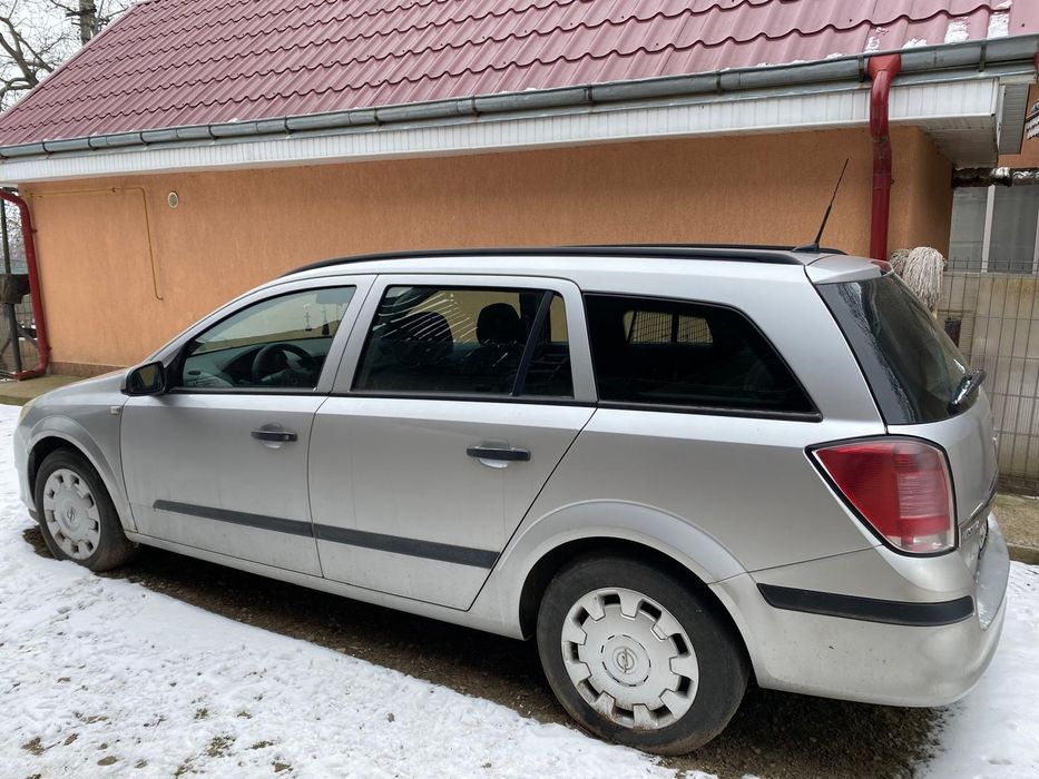 Opel Astra H 2005 1.7 CDTI Defect