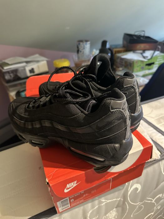 Nike Air Max ‘95 noi marimea 41 negru