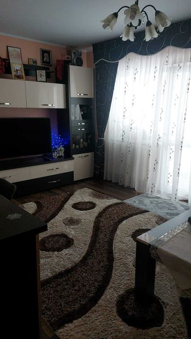Apartament 3 camere et 1
