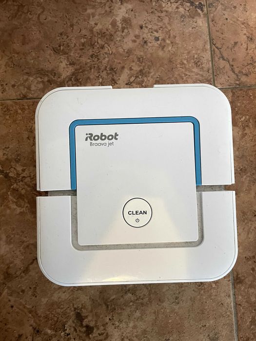 Моп Робот - IROBOT Braava JET 240 - Отлично състояние