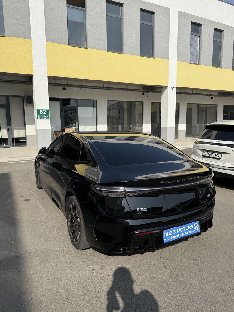 Byd seal 700km zapas xod eng full pozitsiya
