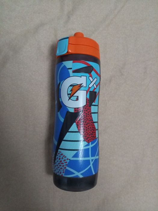 Gatorade drink botle