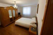 Casa de Cultura -Închiriere apartament cu o camera,in regim hotelier.