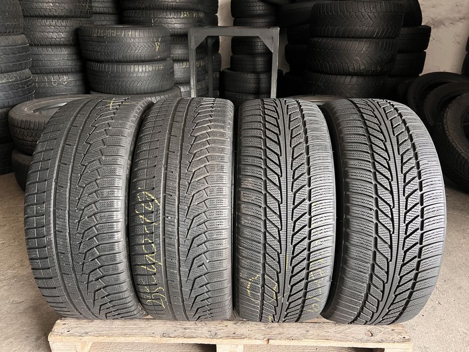 4 anvelope iarna 235/40/19 , hankook !