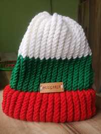 Плетена шапка "България"