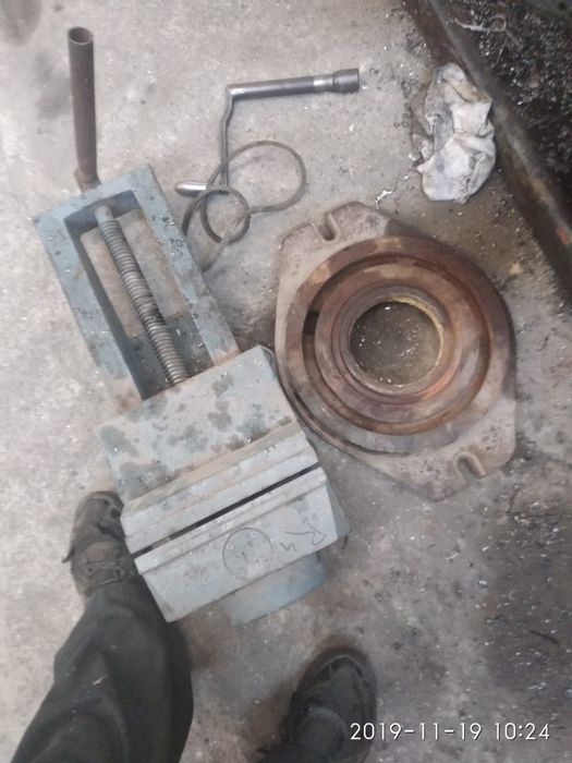 Тиски станочные 250 мм