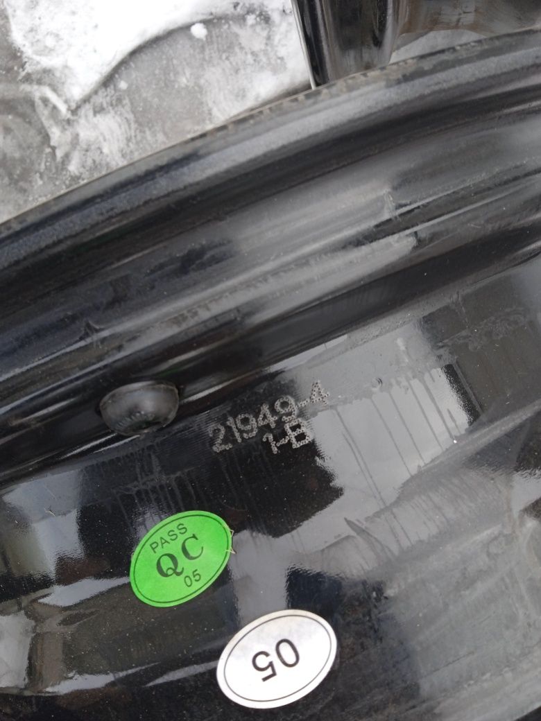 Продаю легкосплавные диски R1 15