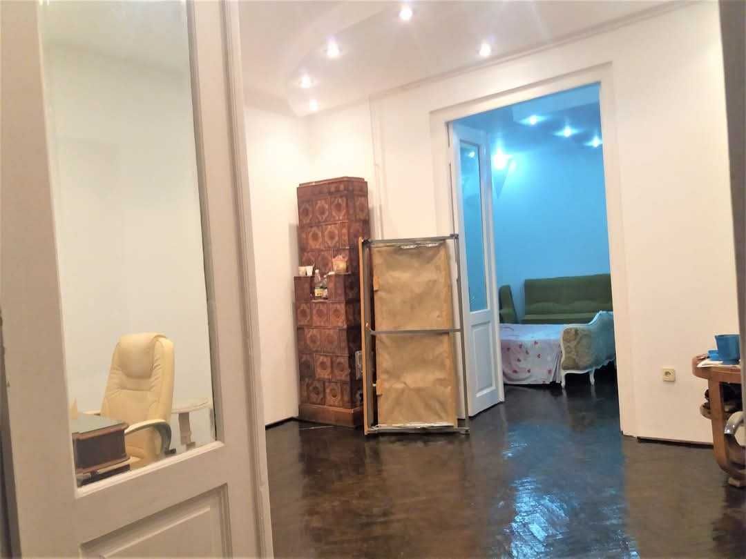 Apartament situat in Zona 0, Uranus, Catedrala Mantuirii Neamului