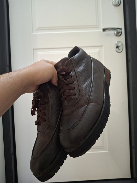 Продам обувь зимние 44р срочно