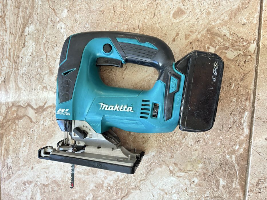 Прободен трион зеге накита 18