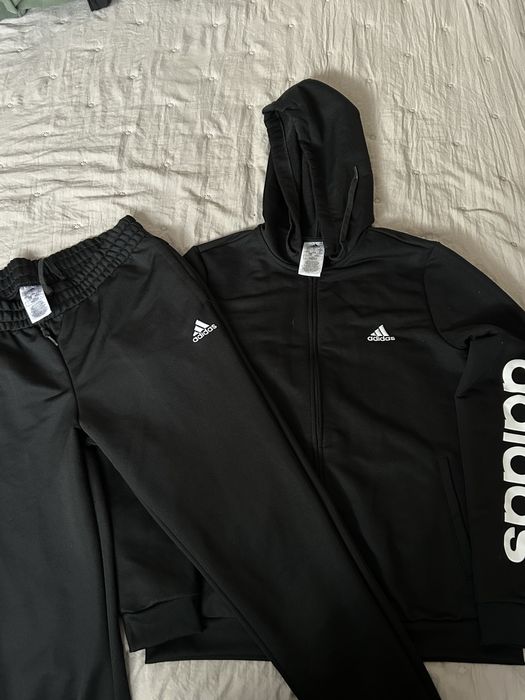 Чисто Нов Комплект Adidas