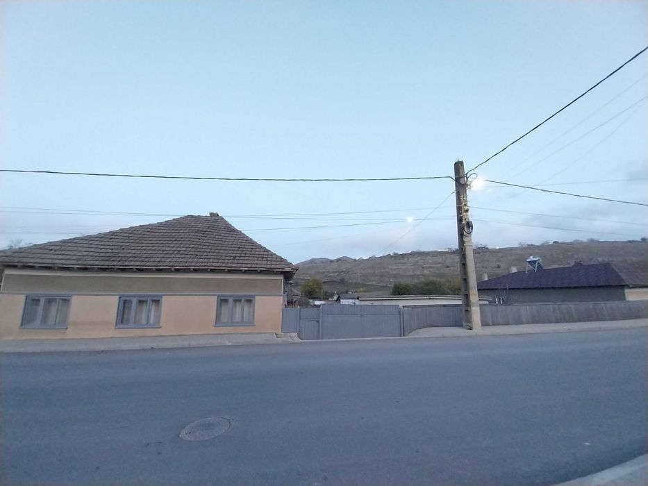 Casa de vanzare cu teren aferent in COMUNA NICULITEL , JUD.TULCEA