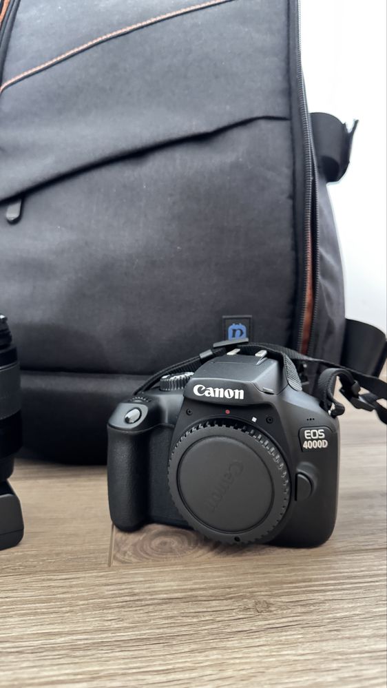 Aparat foto Canon DSRL
