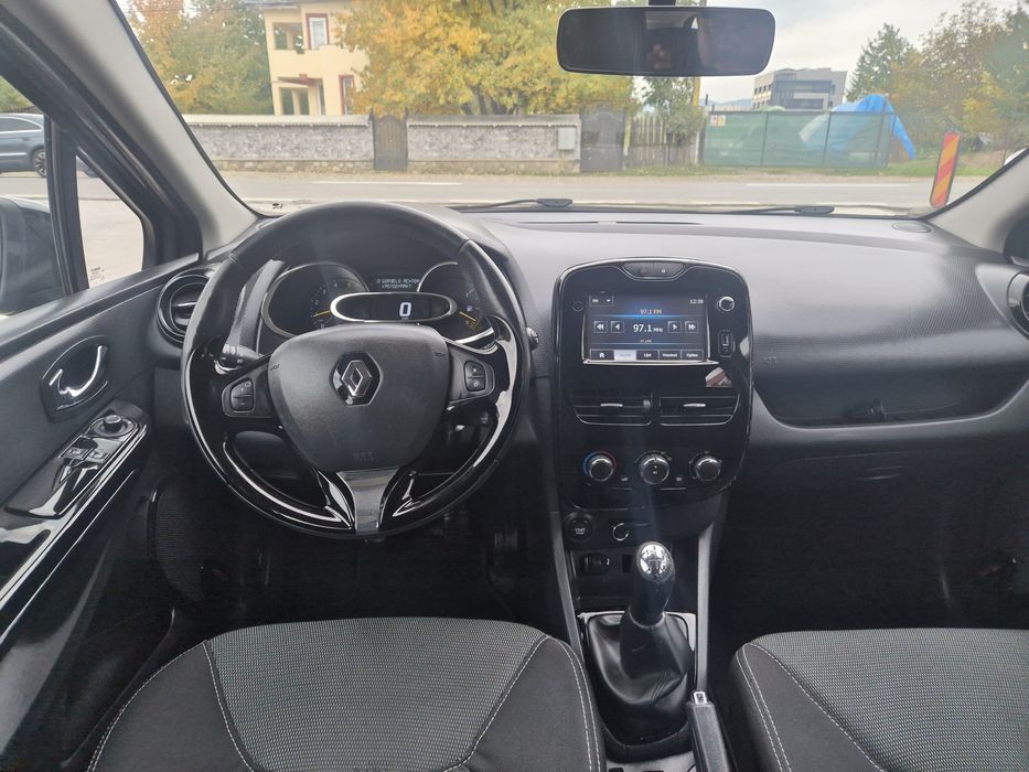 Renault Clio model 2015 mot 1.5 DCI 90CP Euro 5