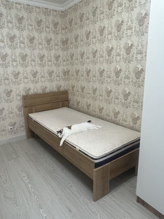 Продам односпальную кровать