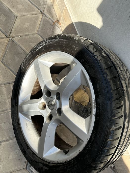 Jante opel 225/45 R17 in stare buna