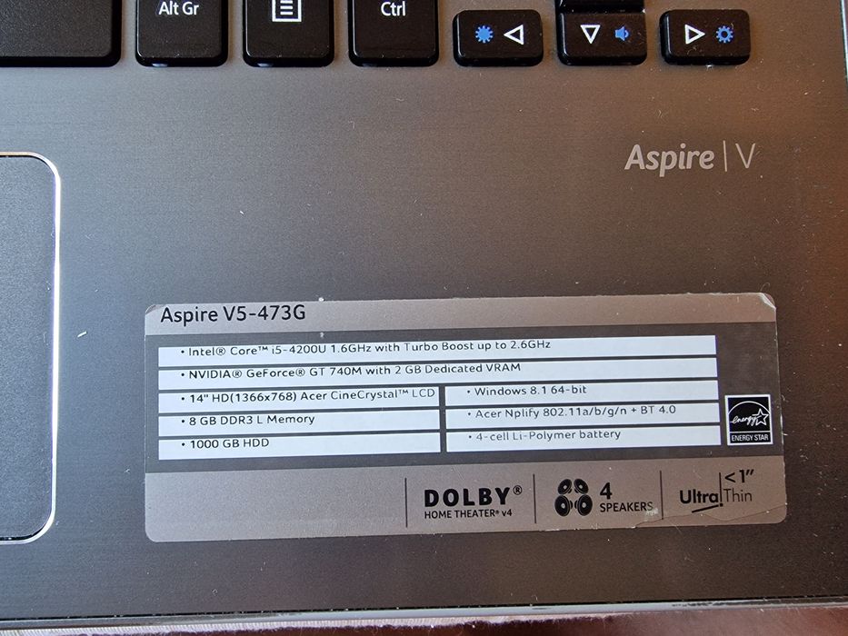 Продавам лаптоп Acer v5-473g i5