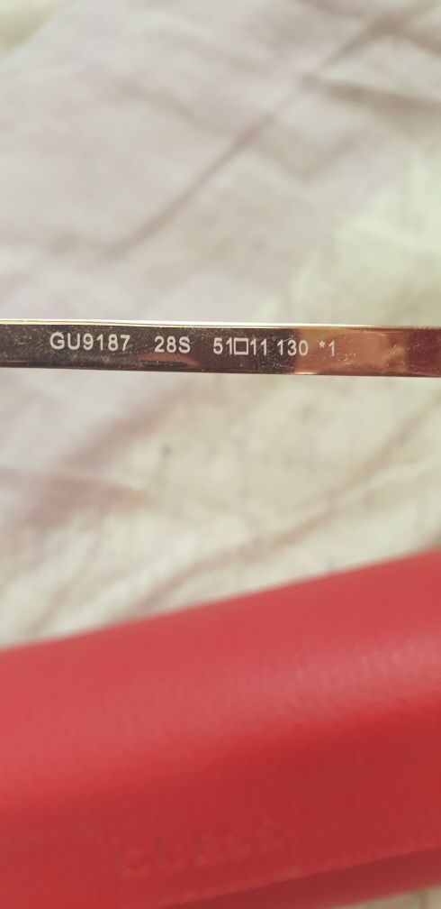 Слънчеви очила детски Guess