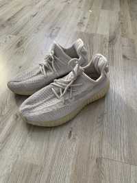 Обувки addidas yezzy