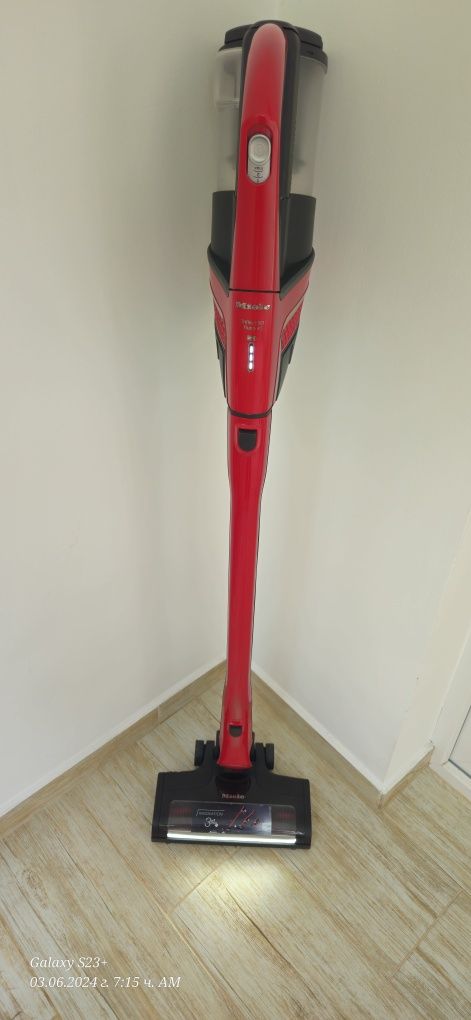 Ръчна прахосмукачка miele миеле trflex HX 1 runner power smul 5