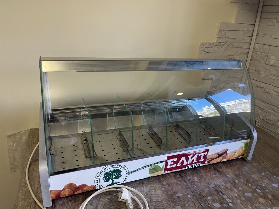 Витрина за ядки 6 отделения