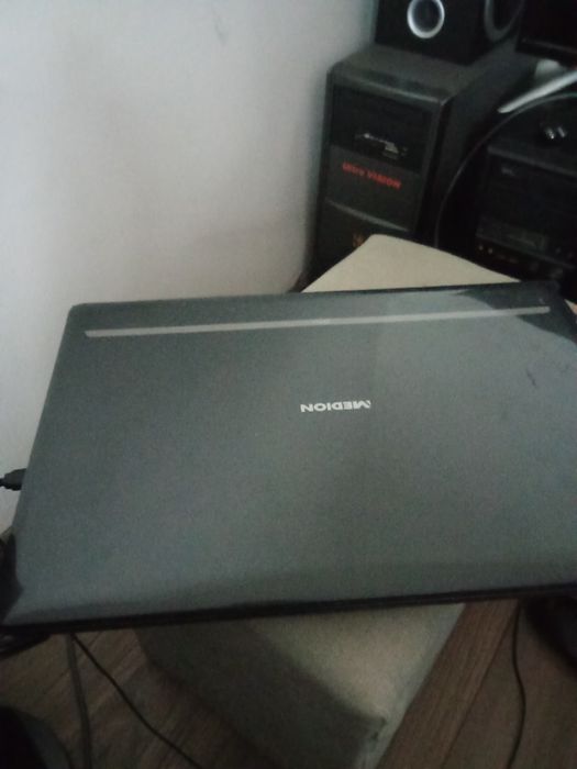 Vând laptop rezistent