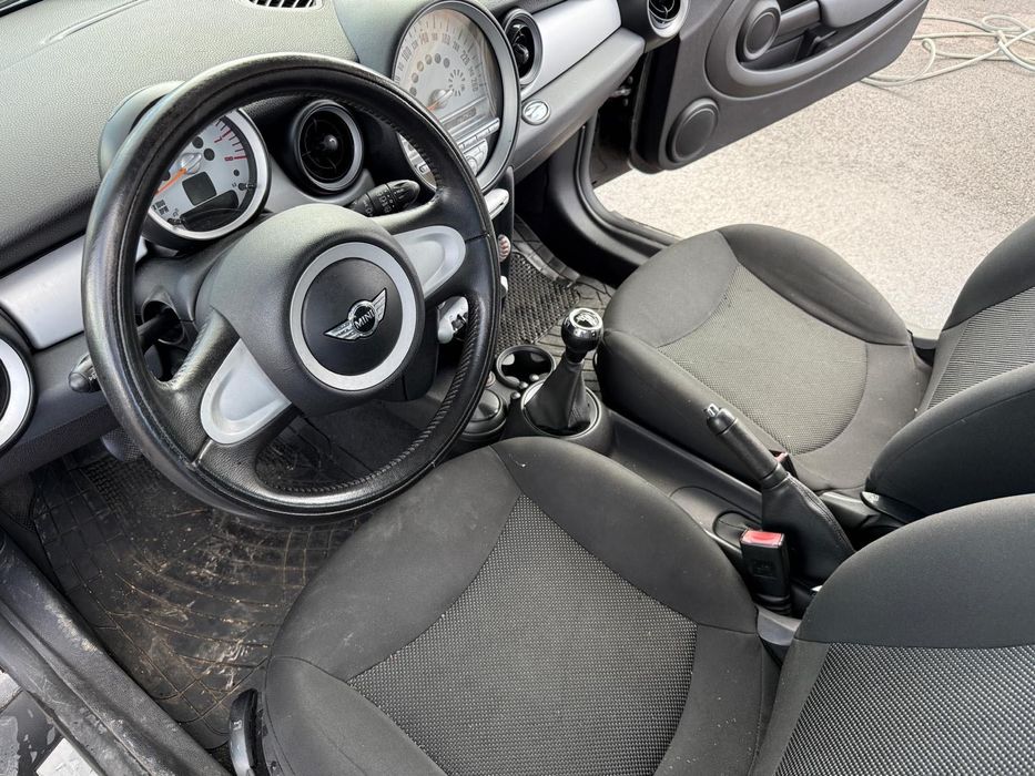 Mini Cooper 1.6 2010г На части