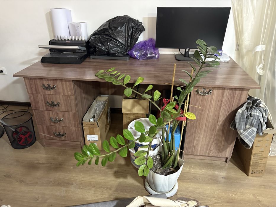 Продам офисную мебель