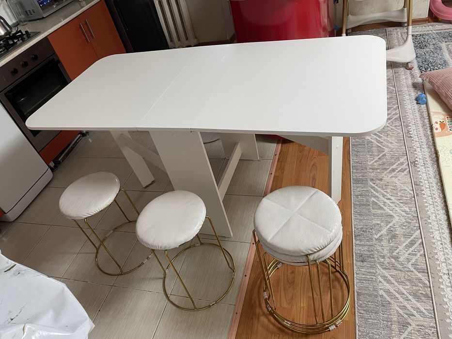 Стол крижка и 6 стульев