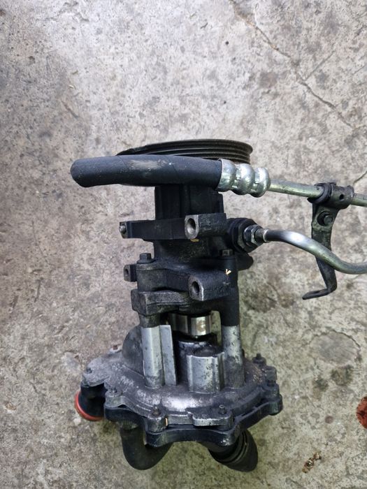 Pompa servodirecție Ford Tranzit 2.2 D 2008