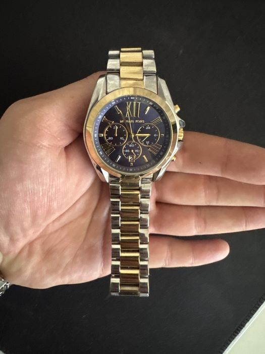 Продам часы MICHAEL KORS