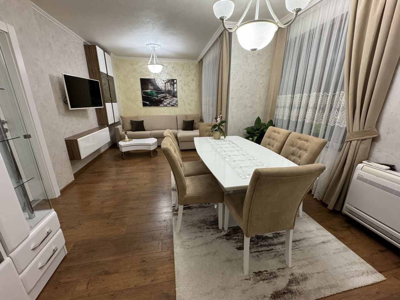 Дава се под наем Тристаен апартамент в Варна, Виница - 125 кв.м за 799 € - Снимка #4