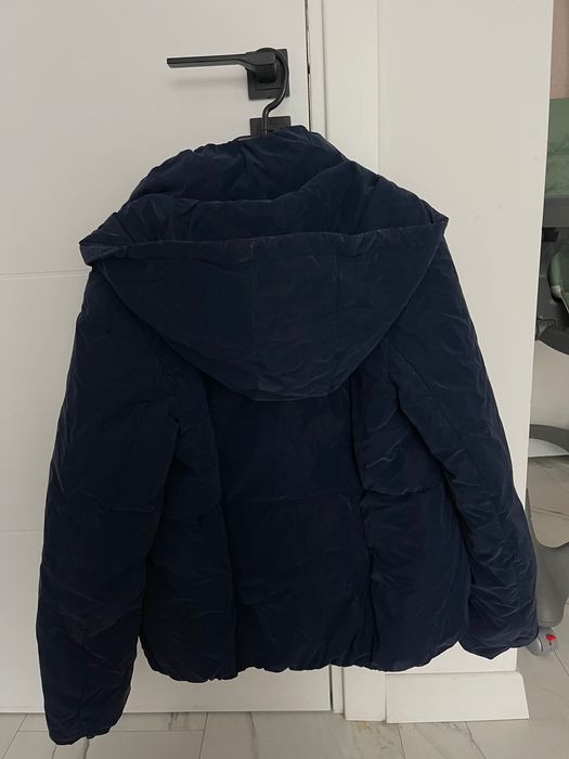 Зимно дамско яке Guess