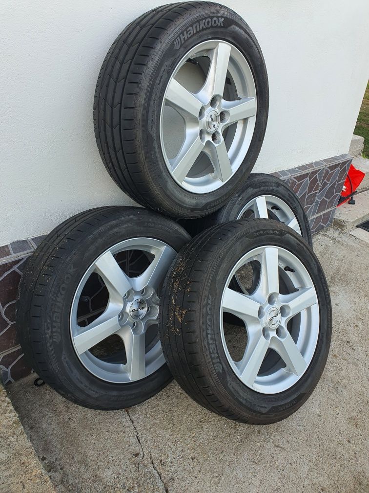 Vând jante 5x112 cu cauciucuri 205.55 R16 . WV, SEAT, AUDI