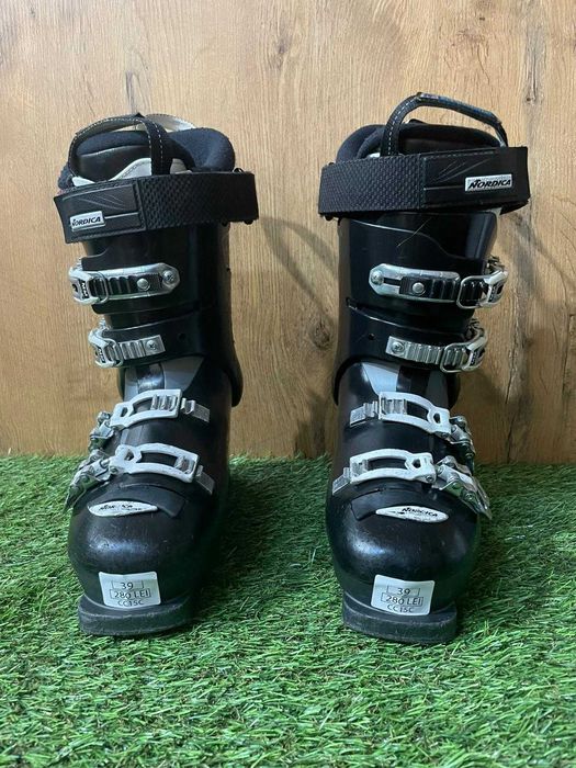 Clapari NORDICA marime EU 39